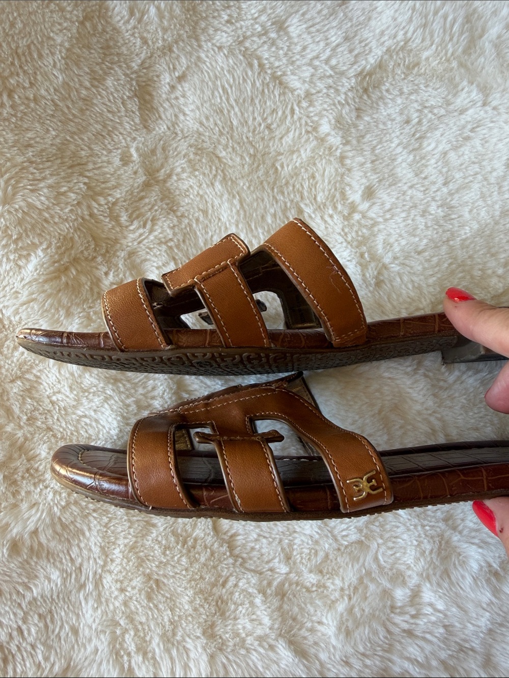 Sam Edelman Cognac Brown Cutout Leather Slide Sandals - Picture 3 of 4
